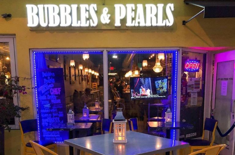 Bubbles & Pearls in Wilton Manors Closed