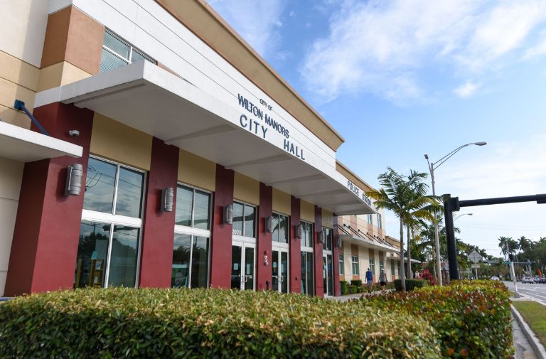 Wilton Manors Reassesses Growth Strategy, Mulls Major Code Changes